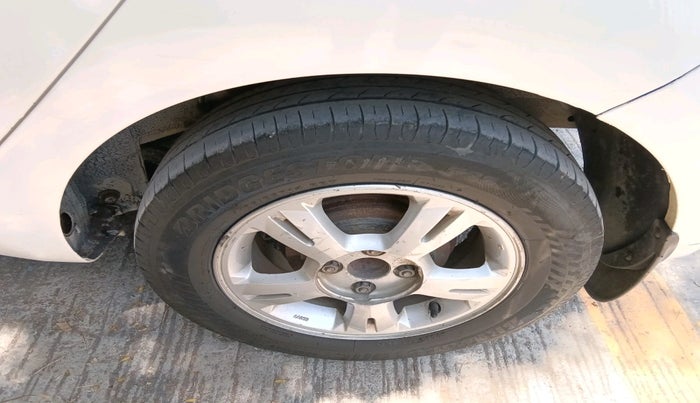 2011 Hyundai i20 ASTA 1.2, Petrol, Manual, 2,40,679 km, tyre