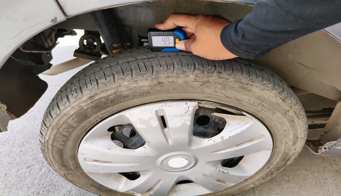 2015 Maruti Wagon R 1.0 VXI, Petrol, Manual, 1,28,596 km, tyre