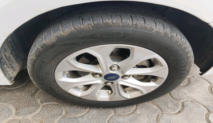 2018 Ford Figo Aspire TITANIUM1.5 DIESEL, Diesel, Manual, 1,52,038 km, tyre