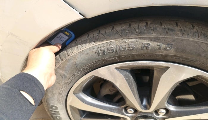 2014 Hyundai Xcent SX AT 1.2 (O), Petrol, Automatic, 88,057 km, tyre