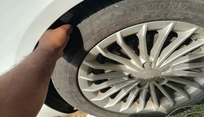 2016 Audi A4 35 TFSI PREMIUM, Petrol, Automatic, 63,245 km, tyre