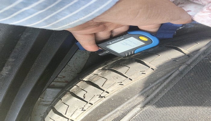 2017 Hyundai Creta SX (O) 1.6 DIESEL, Diesel, Manual, 1,51,635 km, tyre