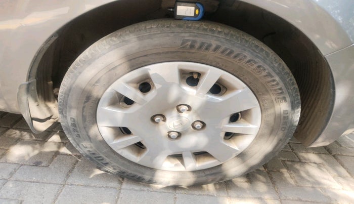 2013 Hyundai i20 MAGNA (O) 1.2, Petrol, Manual, 65,145 km, tyre