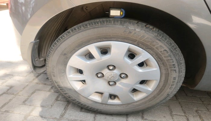 2013 Hyundai i20 MAGNA (O) 1.2, Petrol, Manual, 65,145 km, tyre