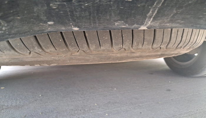 2024 MG GLOSTER Blackstorm 6 STR 2.0 Turbo 2WD, Diesel, Automatic, 47,923 km, tyre