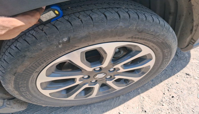 2023 Maruti Grand Vitara ALPHA SMART HYBRID, Petrol, Manual, 13,117 km, tyre