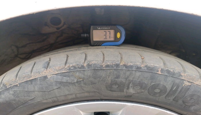 2015 Hyundai Grand i10 MAGNA 1.2 KAPPA VTVT, Petrol, Manual, 90,739 km, tyre