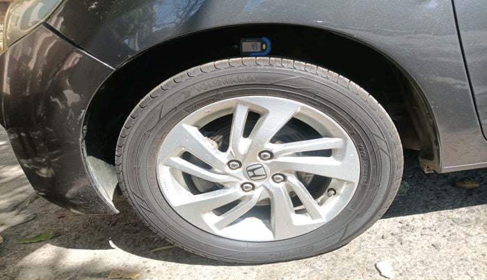 2016 Honda Jazz 1.2L I-VTEC V AT, Petrol, Automatic, 94,218 km, tyre