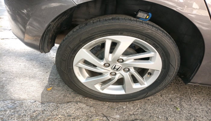 2016 Honda Jazz 1.2L I-VTEC V AT, Petrol, Automatic, 94,218 km, tyre