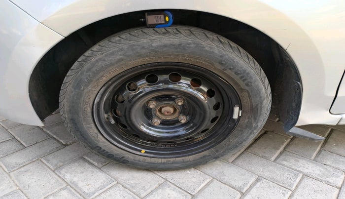 2016 Ford Figo Aspire TREND 1.2 PETROL, Petrol, Manual, 43,348 km, tyre