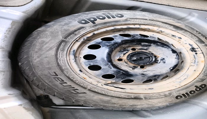 2016 Ford Figo Aspire TREND 1.2 PETROL, Petrol, Manual, 43,348 km, tyre