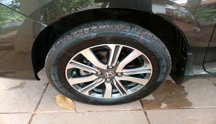 2022 Honda City 1.5L I-VTEC V MT 5TH GEN, Petrol, Manual, 46,962 km, tyre