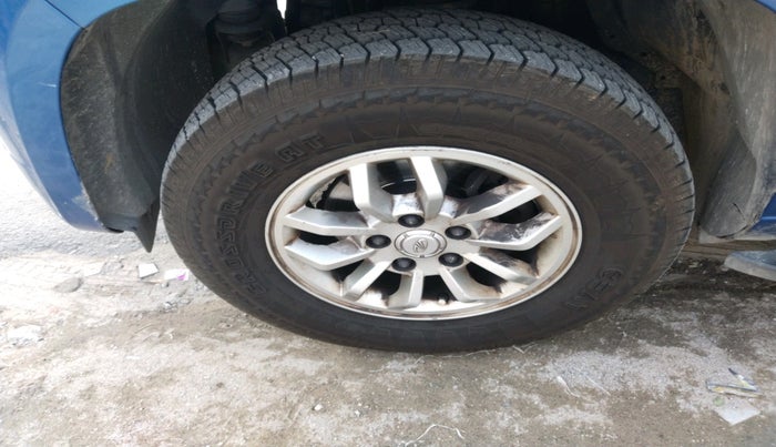 2015 Mahindra TUV300 T8, Diesel, Manual, 72,794 km, tyre