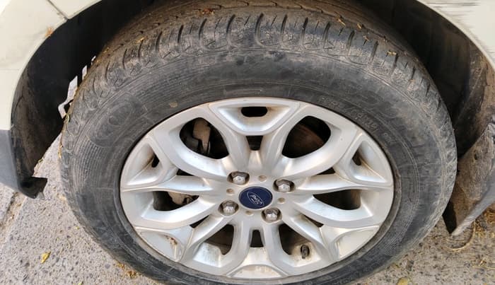 2014 Ford Ecosport TITANIUM 1.5L PETROL AT, Petrol, Automatic, 55,589 km, tyre