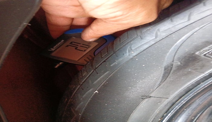 2016 Maruti Wagon R 1.0 VXI AMT, Petrol, Automatic, 76,654 km, tyre