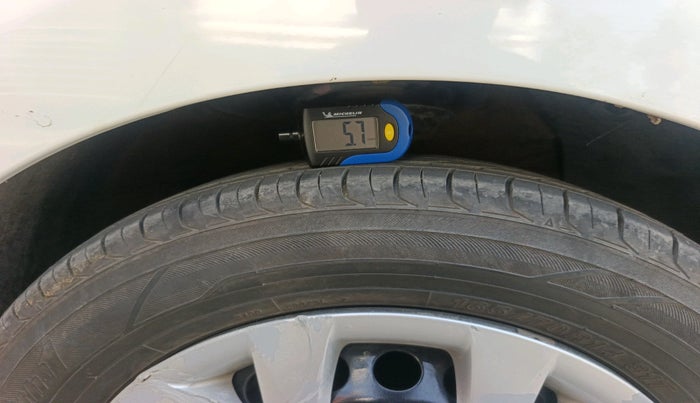 2016 Hyundai Grand i10 SPORTZ 1.2 KAPPA VTVT, Petrol, Manual, 70,841 km, tyre