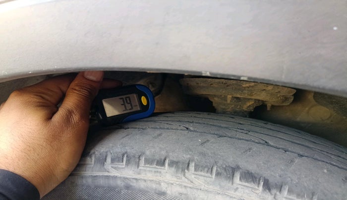 2022 Mahindra XUV300 W8 1.5 DIESEL, Diesel, Manual, 63,731 km, tyre