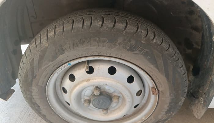 2017 Maruti Wagon R 1.0 LXI, Petrol, Manual, 92,657 km, tyre