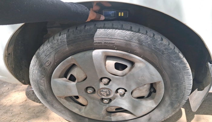 2013 Hyundai Santro Xing GL PLUS, CNG, Manual, 75,551 km, tyre