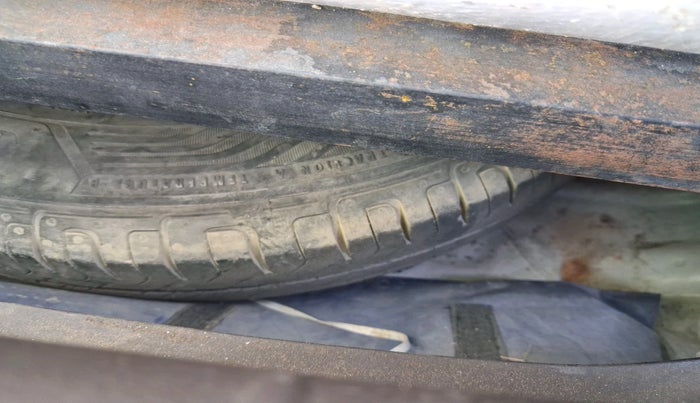 2013 Hyundai Santro Xing GL PLUS, CNG, Manual, 75,551 km, tyre