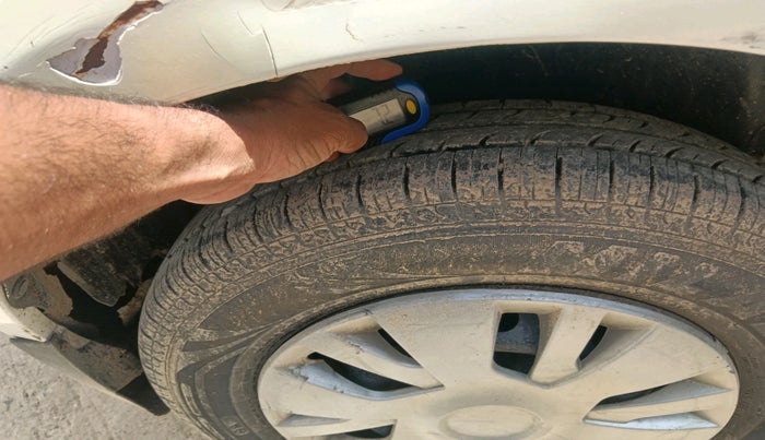 2016 Maruti Swift VDI, Diesel, Manual, 1,96,819 km, tyre