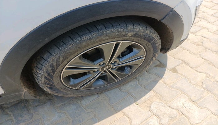 2015 Hyundai Creta SX 1.6 DIESEL, Diesel, Manual, 70,543 km, tyre