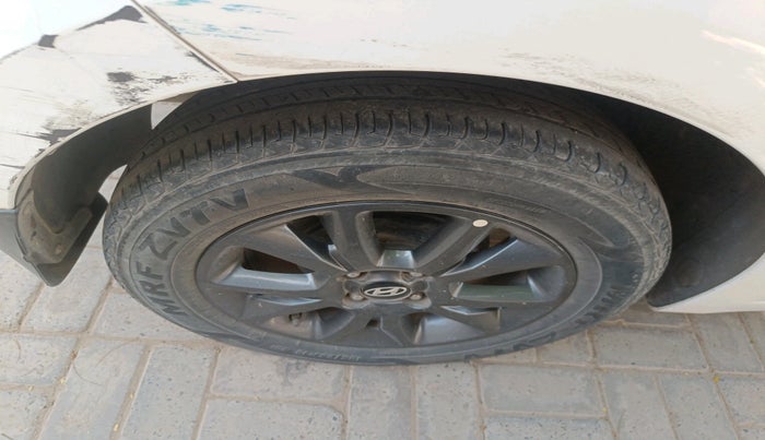 2019 Hyundai Elite i20 SPORTZ PLUS 1.2, Petrol, Manual, 68,354 km, tyre