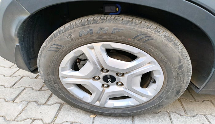 2022 KIA SONET HTK PLUS 1.0 IMT, Petrol, Manual, 21,138 km, tyre