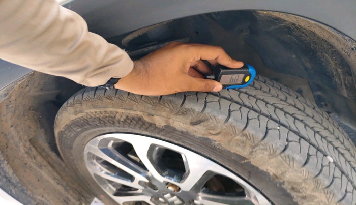 2024 Maruti Grand Vitara SIGMA SMART HYBRID, Petrol, Manual, 20,676 km, tyre