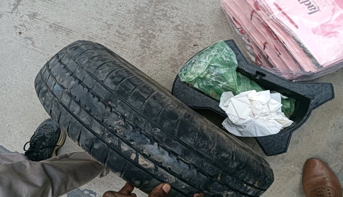 2017 Maruti Celerio ZXI AMT, Petrol, Automatic, 51,371 km, tyre