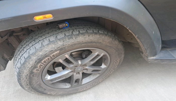 2023 Mahindra Thar LX D AT 4WD HT, Diesel, Automatic, 41,184 km, tyre