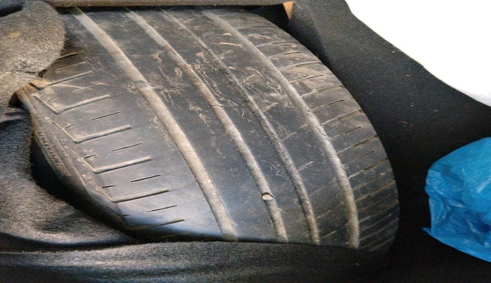 2021 Maruti New Wagon-R LXI CNG 1.0, CNG, Manual, 60,114 km, tyre