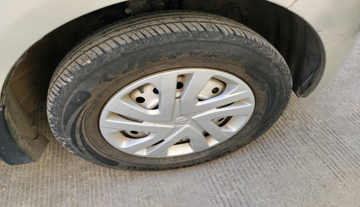 2021 Maruti New Wagon-R LXI CNG 1.0, CNG, Manual, 60,114 km, tyre