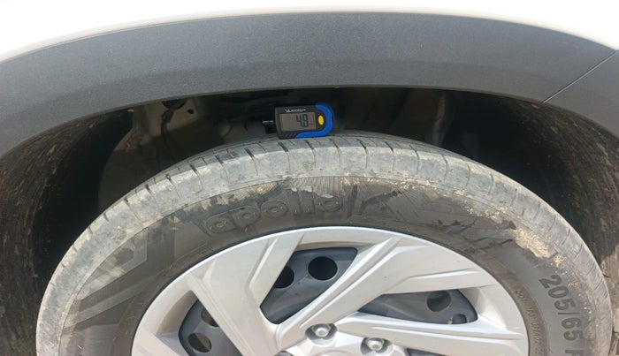 2025 Hyundai Creta EX 1.5 PETROL, Petrol, Manual, 14,428 km, tyre