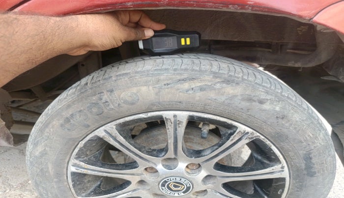 2011 Maruti Alto K10 VXI, CNG, Manual, 1,09,910 km, tyre