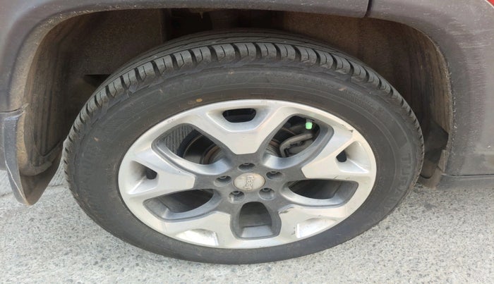 2018 Jeep Compass LIMITED PLUS DIESEL, Diesel, Manual, 1,12,813 km, tyre