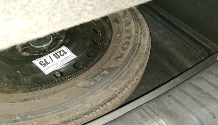 2021 Jeep Compass MODEL S (O) 1.4 PETROL DCT, Petrol, Automatic, 67,189 km, tyre