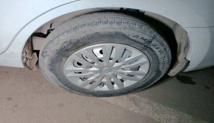 2024 Maruti Dzire TOUR S CNG, CNG, Manual, 66,859 km, tyre