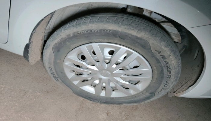 2024 Maruti Dzire TOUR S CNG, CNG, Manual, 66,859 km, tyre