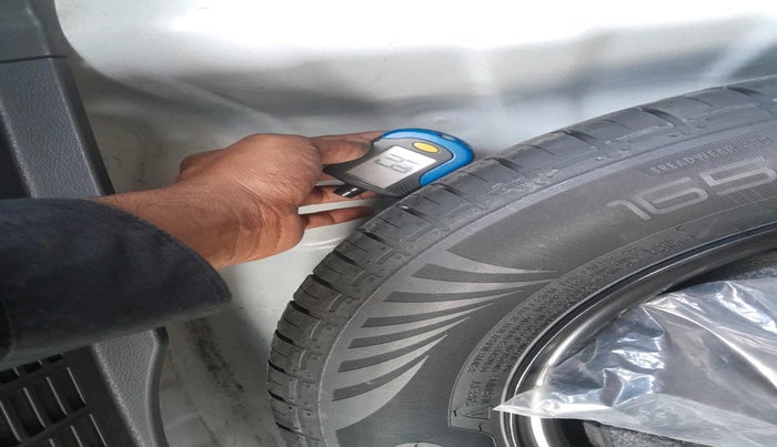 2025 Hyundai GRAND I10 NIOS SPORTZ 1.2 KAPPA VTVT, Petrol, Manual, 4,895 km, tyre