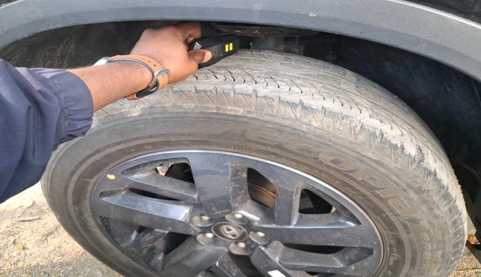 2022 Tata Harrier XZ PLUS 2.0L, Diesel, Manual, 94,680 km, tyre