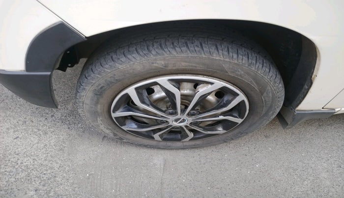 2019 Mahindra Kuv100 K2 TRIP CNG, CNG, Manual, 91,353 km, tyre