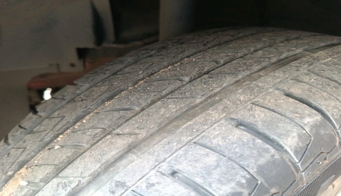 2021 Tata NEXON XM PLUS SUNROOF DIESEL, Diesel, Manual, 1,30,739 km, tyre