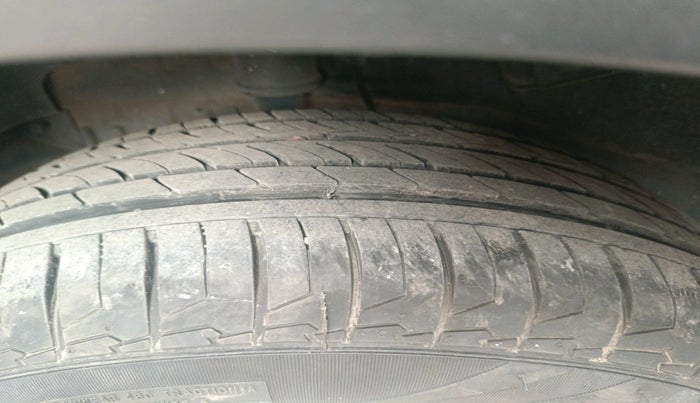 2021 Tata NEXON XM PLUS SUNROOF DIESEL, Diesel, Manual, 1,30,739 km, tyre