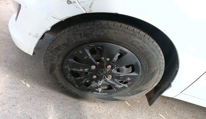 2012 Hyundai i10 ERA 1.1, Petrol, Manual, 67,049 km, tyre