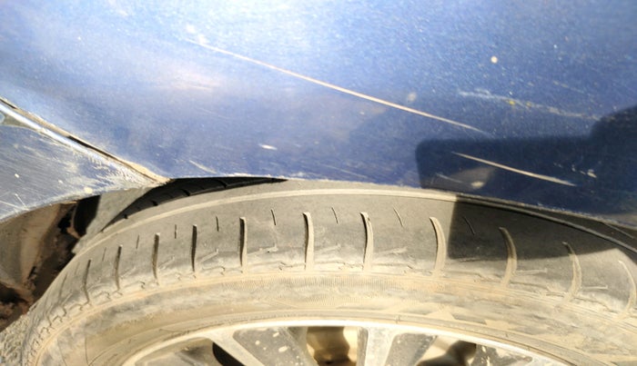 2020 Maruti Ciaz ALPHA 1.5 SHVS PETROL, Petrol, Manual, 2,15,883 km, tyre