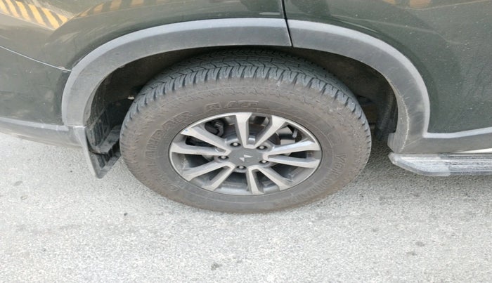 2022 Mahindra SCORPIO-N Z8 L PETROL MT 7 STR, Petrol, Manual, 60,430 km, tyre