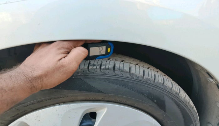 2021 Maruti Celerio ZXI, Petrol, Manual, 69,300 km, tyre