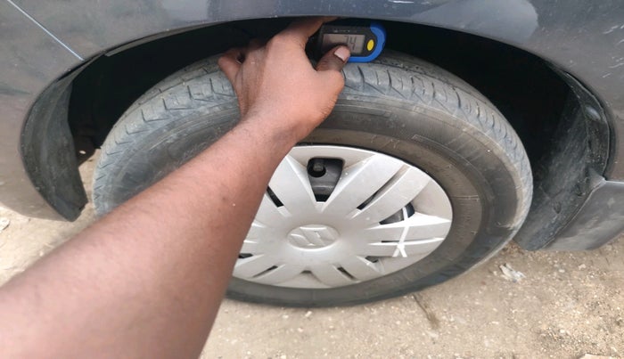 2019 Maruti Alto VXI, Petrol, Manual, 49,026 km, tyre