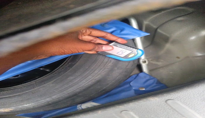 2019 Maruti Alto VXI, Petrol, Manual, 49,026 km, tyre